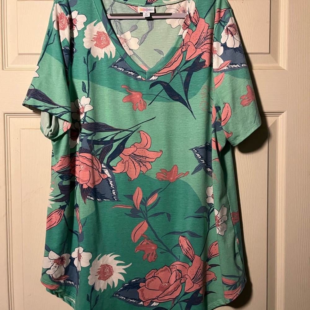 Lularoe Iris Xl
